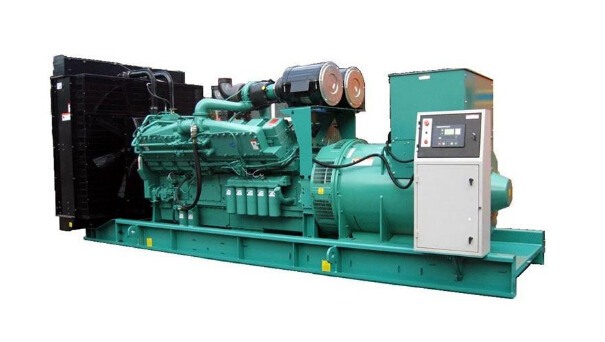 即墨全新常柴200kw大型柴油发电机组